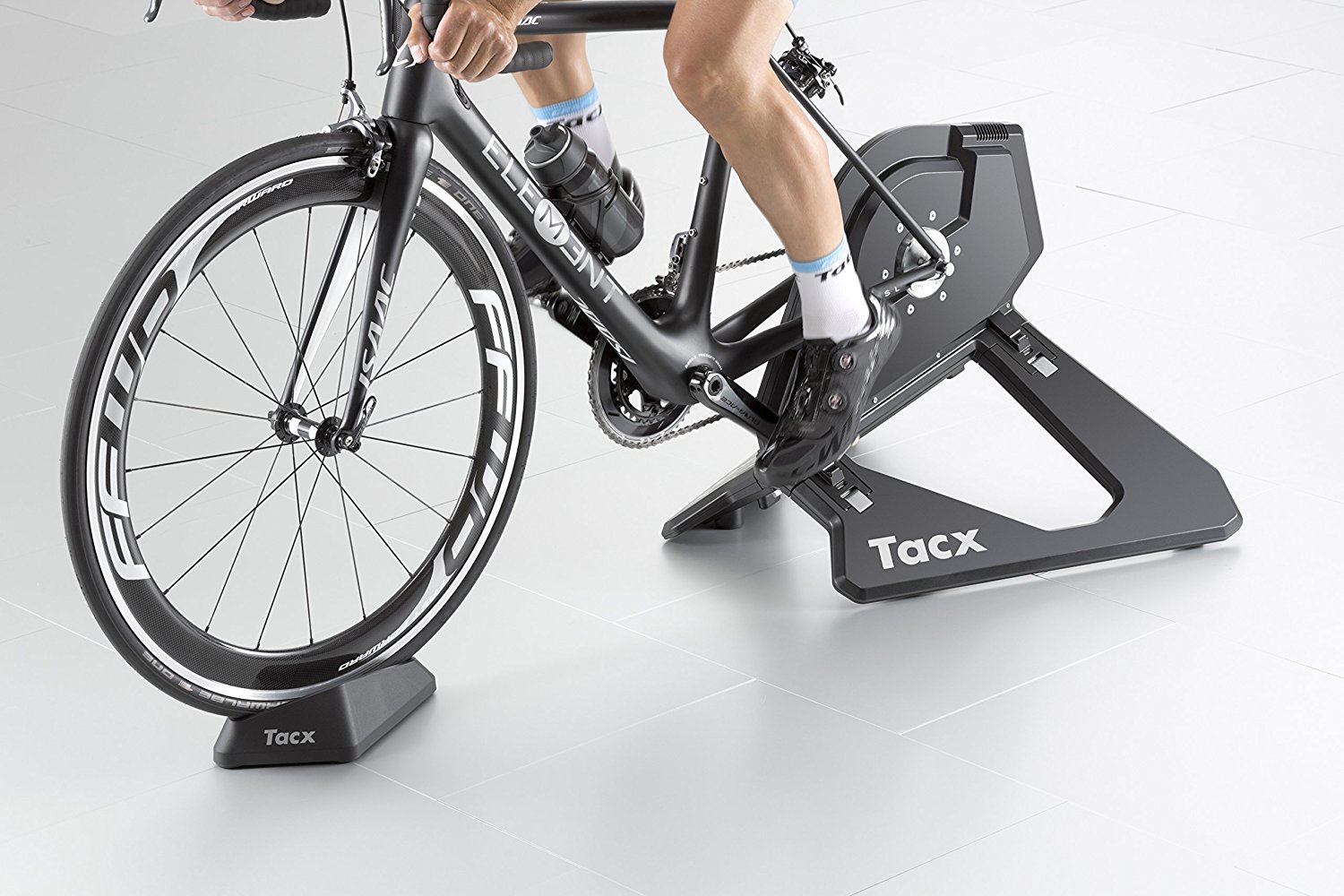 tacx neo smart direct driver trainer image